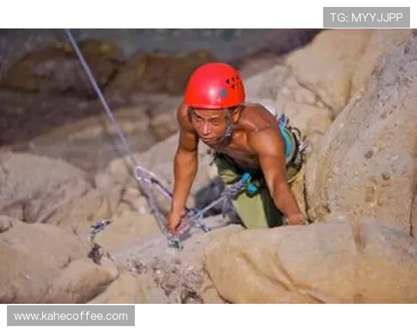 北京攀岩队在极限运动联赛中以79分稳居积分榜首位